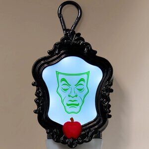 NWT Evil Queen Mirror Light-Up  PocketBac Holder